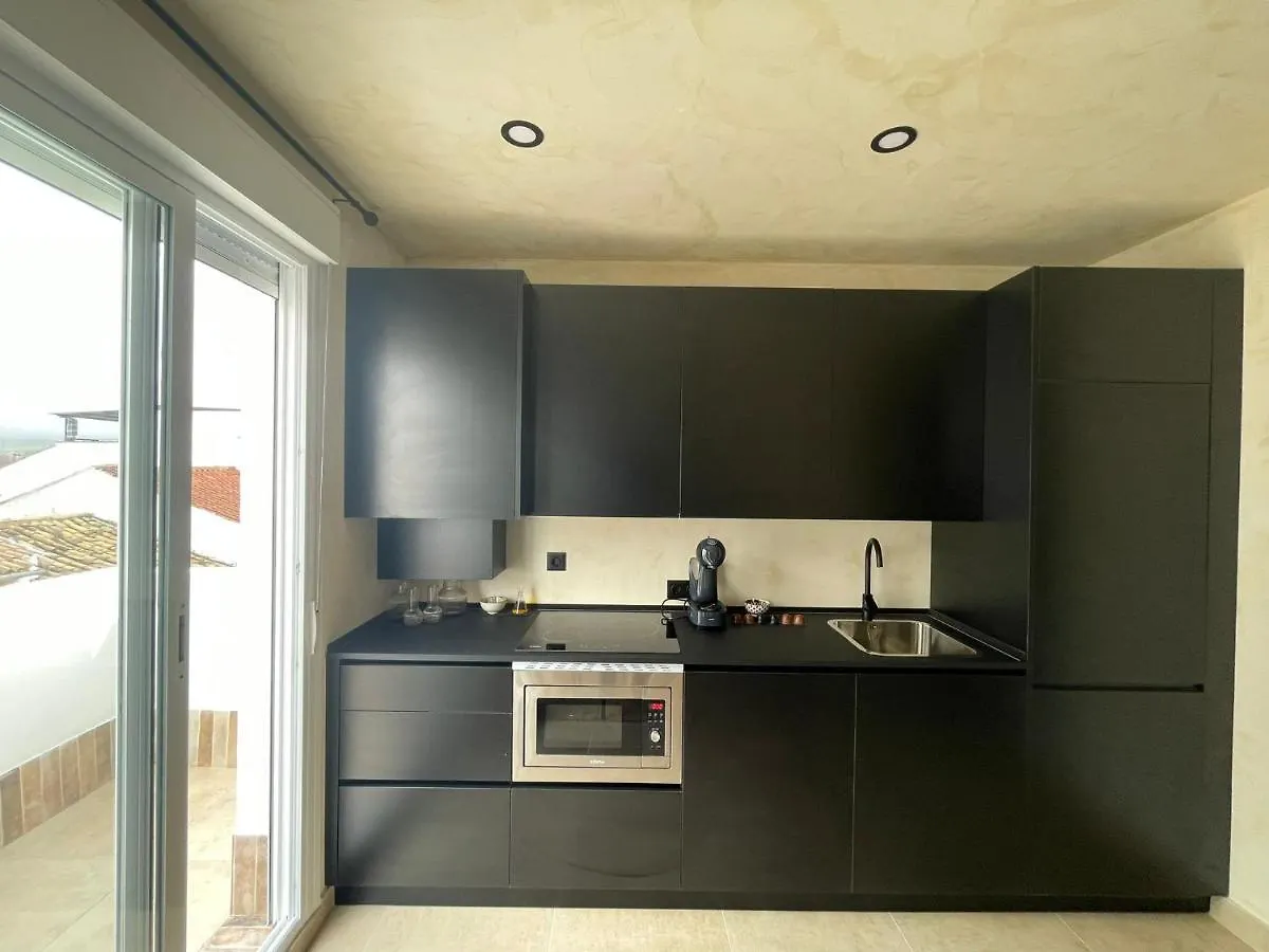 Edificio Lola 3 Διαμέρισμα Λουθένα 0*,
